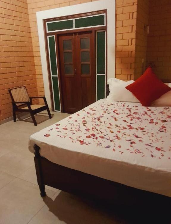 Laliz Bed & Breakfast Гале Екстериор снимка