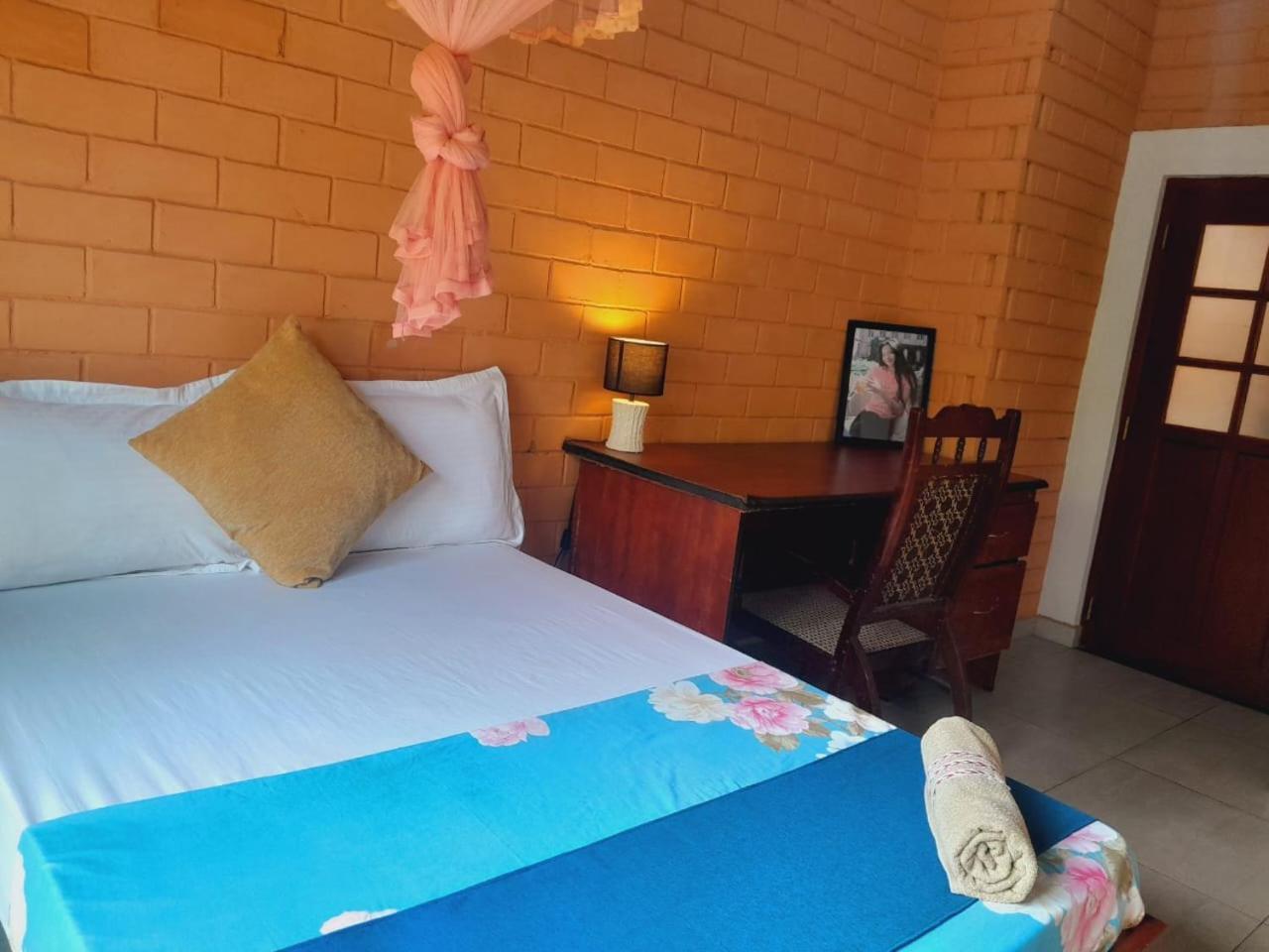 Laliz Bed & Breakfast Гале Екстериор снимка